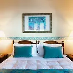 فندق Sirius 4*