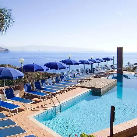 Sirius Hotel 4*