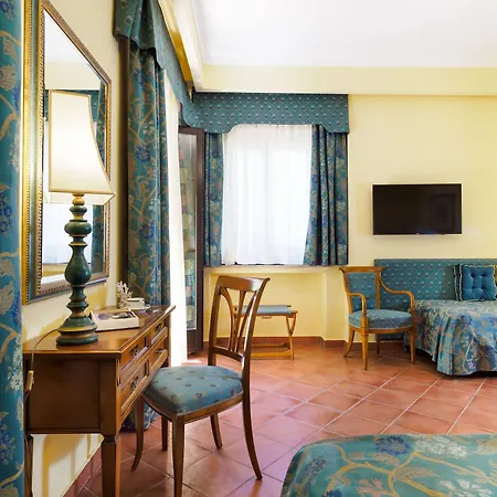Hotel Sirius