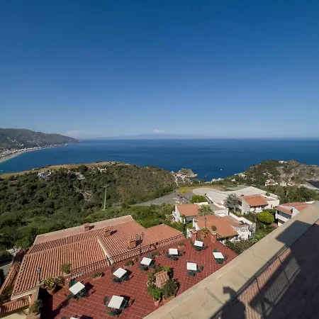 Sirius 4* Taormina