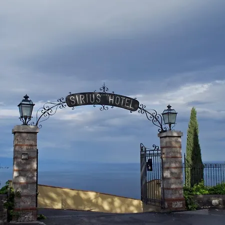 Sirius 4* Taormina