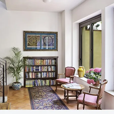 Sirius فندق تاورمينا