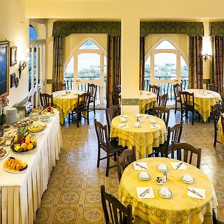 Hotel Sirius 4*