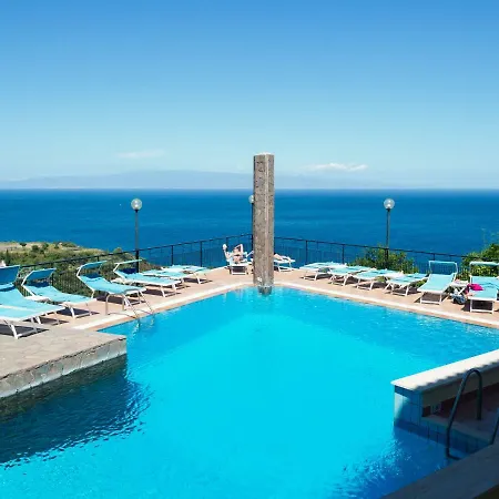 Sirius 4* Taormina
