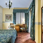 Sirius 4* Taormina